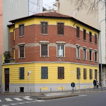 Artist Nadia'S Apartment In Porta Vercellina Milão Exterior foto